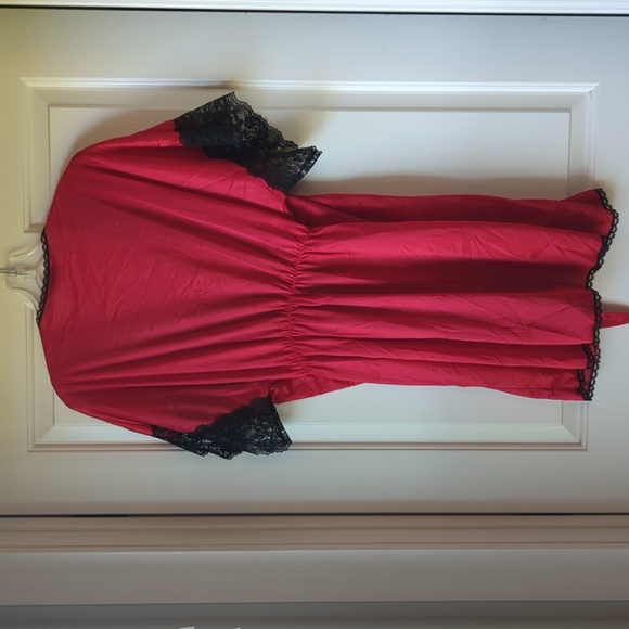 Vintage Avon Robe - Picture 8 of 8